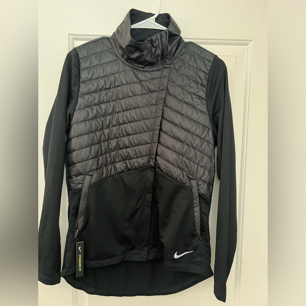 Nike women’s running jacket